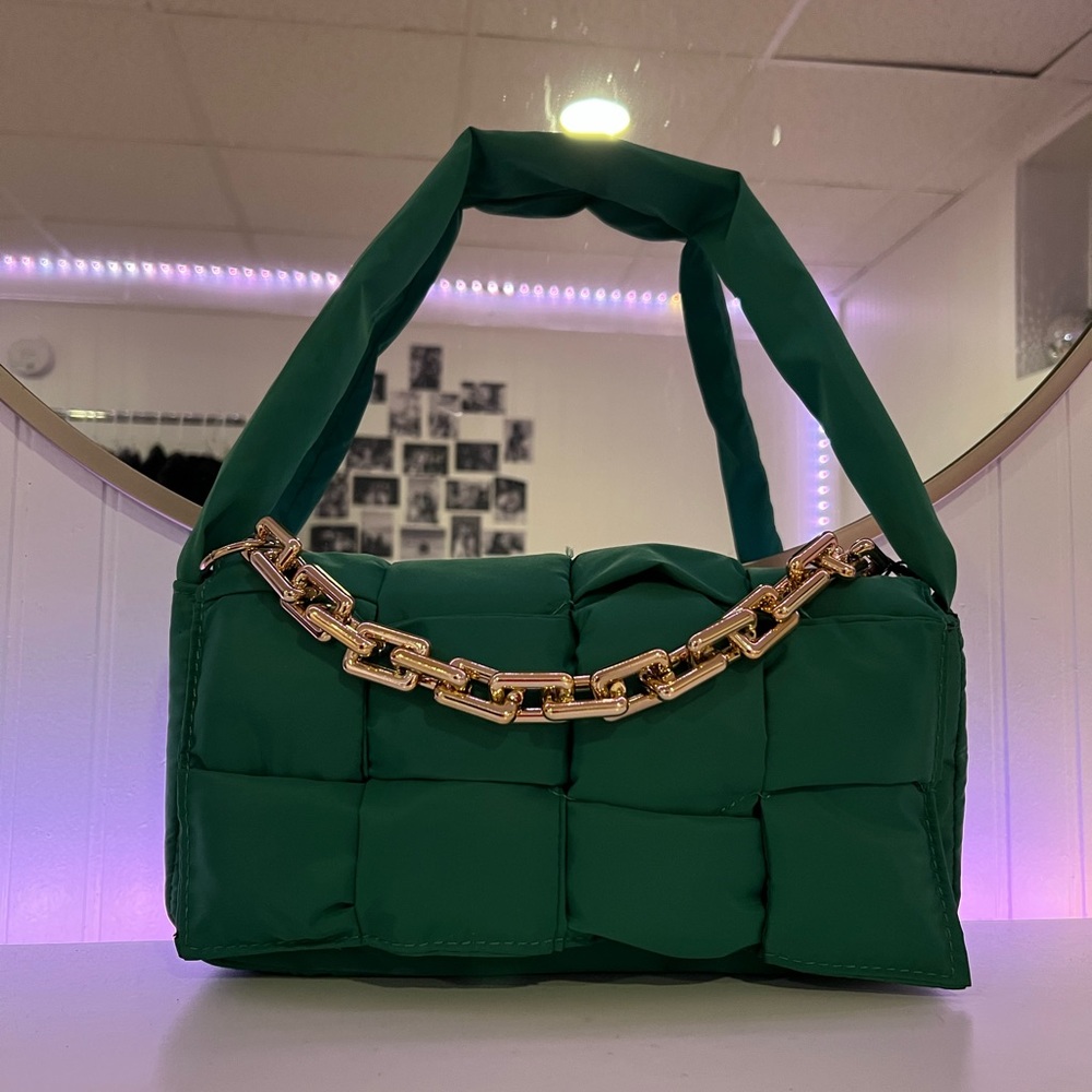 Steve Madden Green puff purse